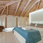 Chryssi Akti Family Villa